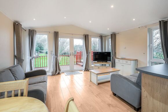 Lake Side LS9 - Yaxham Waters, Yaxham, Dereham