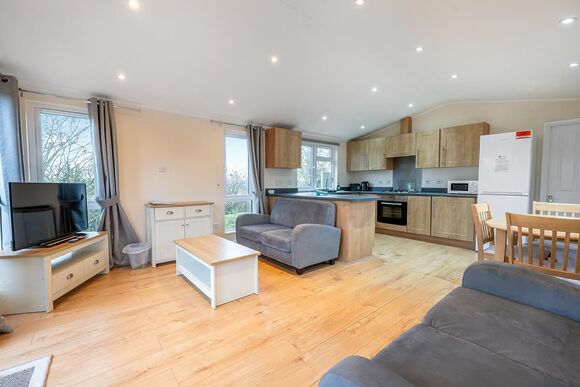 Lake Side LS9 - Yaxham Waters, Yaxham, Dereham