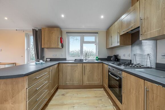 Lake Side LS9 - Yaxham Waters, Yaxham, Dereham