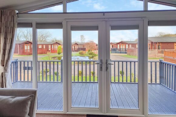 Country Side CS24 - Yaxham Waters, Yaxham, Dereham