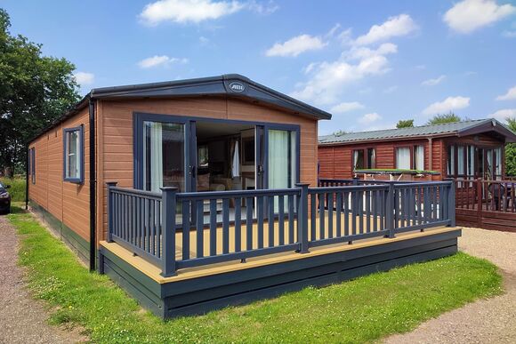 Country Side CS17 - Yaxham Waters, Yaxham, Dereham