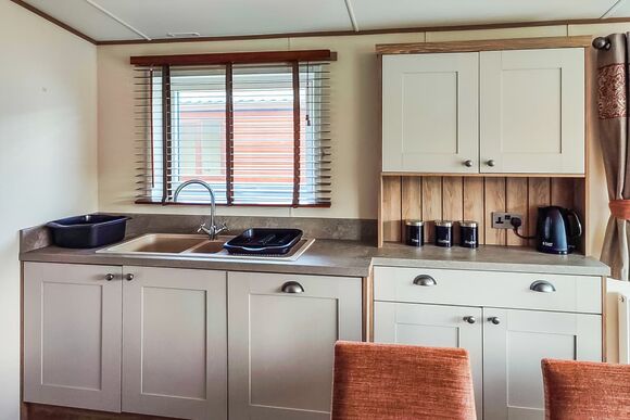 Country Side CS17 - Yaxham Waters, Yaxham, Dereham