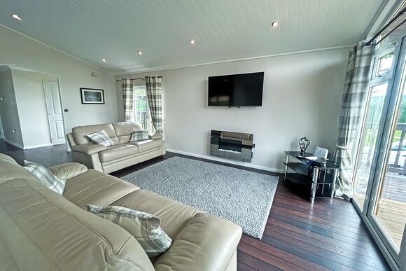 York Retreat Lodge - York House Holiday Park, Thirsk