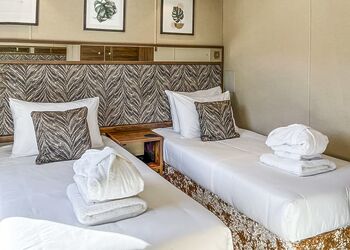 The HareHot Tub - Yorkshire Spa Retreat, York