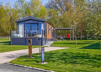 Blacksmiths VIP Pet Friendly - Yorkshire Spa Retreat, York