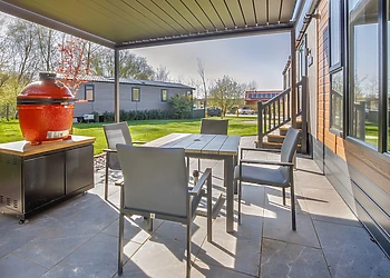 Blacksmiths VIP Pet Friendly - Yorkshire Spa Retreat, York