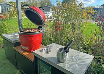 The Brambles Hot Tub (Pet) - Yorkshire Spa Retreat, York