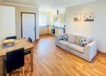 York Cottage 1 - Vale of York Country Park, Strensall, near York