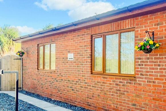 York Cottage 1 - Vale of York Country Park, Strensall, near York