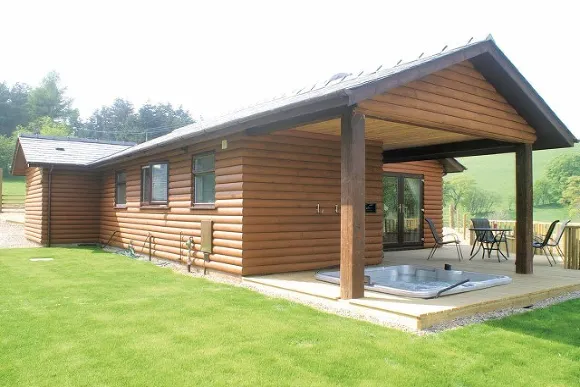Typical Bleddfa Lodge and hot tub