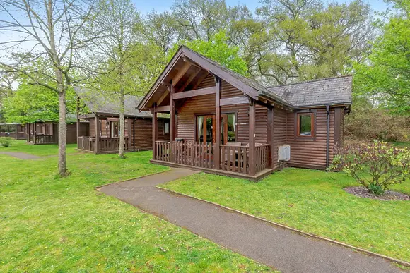 Tilford Woods Lodge Retreat, Tilford, Farnham