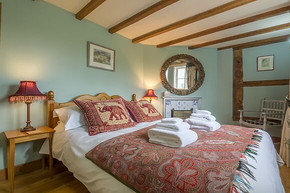 Bearwood House & Cottage