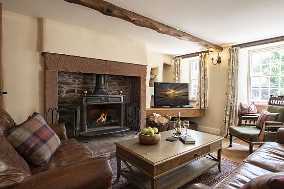 Hause Hall, Cruick Barn & The Stables