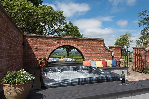 Broad Meadows Farmhouse