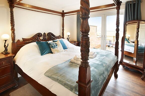 Riverside Farm Cottage