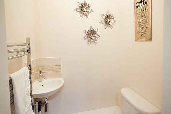 Riverside Farm Cottage