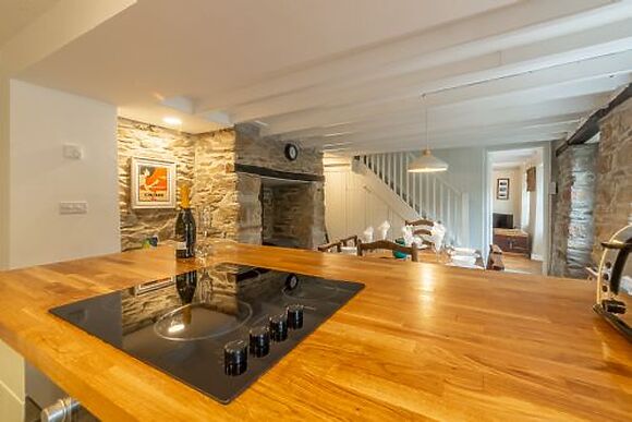 Rose in Vale Cottage