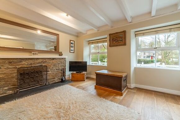 Rose in Vale Cottage