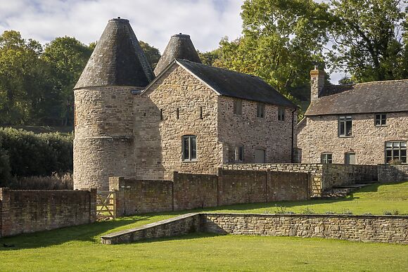 Wormsley Grange and Cottage