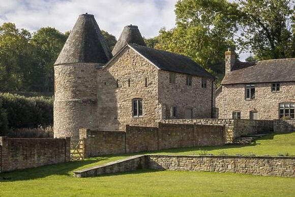 Wormsley Grange and Cottage