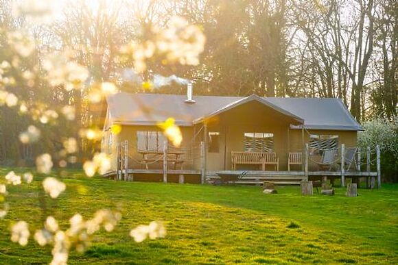 Sweffling at Lantern and Larks