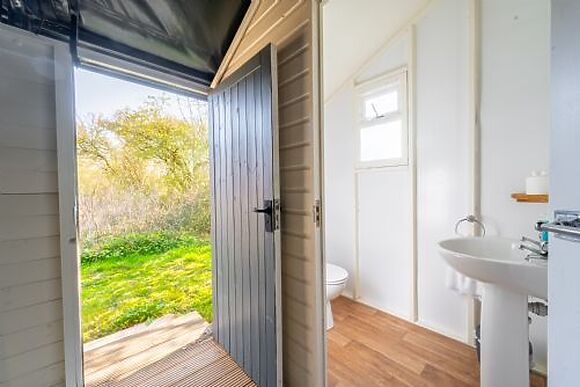 Sweffling at Lantern and Larks