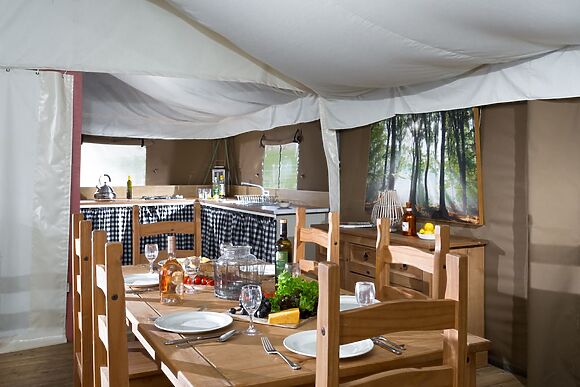 Exton Park at Lantern and Larks