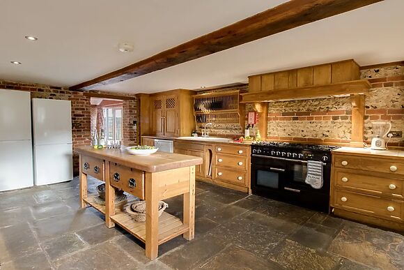 Manor Farm Barn