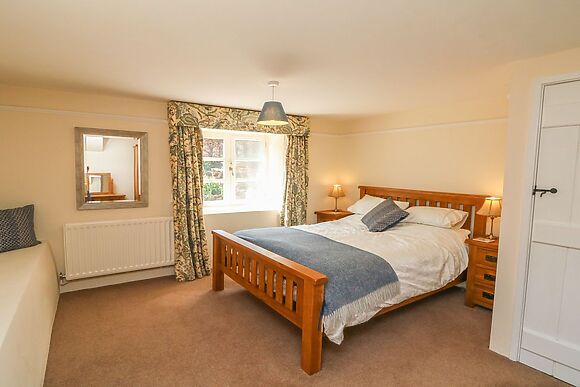 Upper Barn Cottage