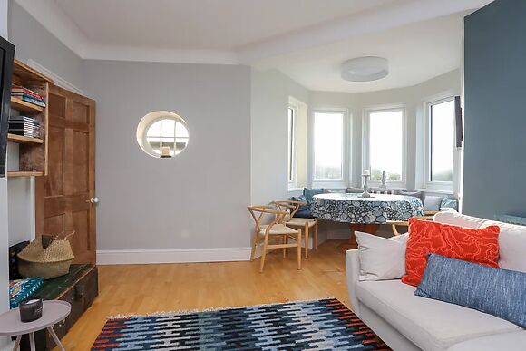 Min Y Mor Trearddur Bay