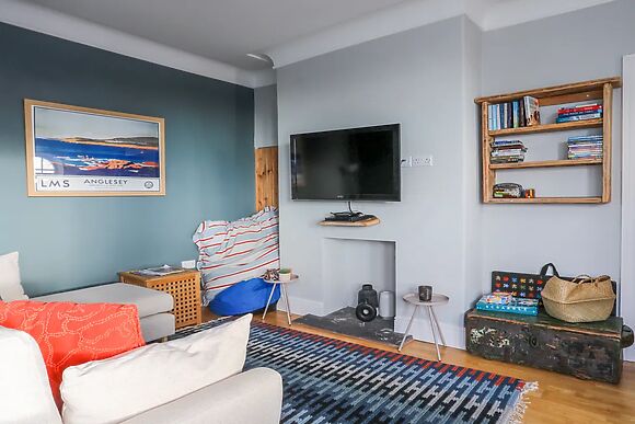 Min Y Mor Trearddur Bay