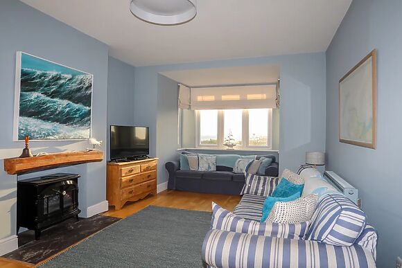 Min Y Mor Trearddur Bay