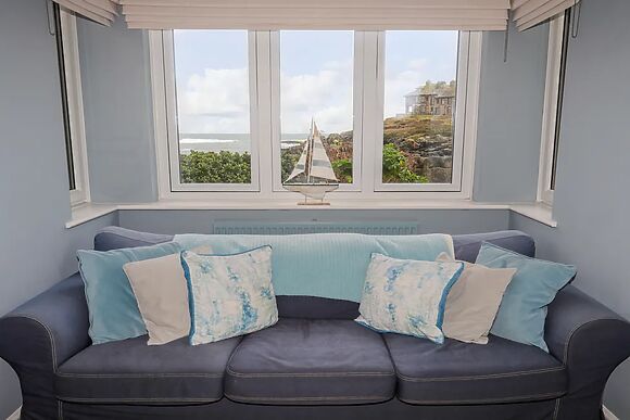 Min Y Mor Trearddur Bay