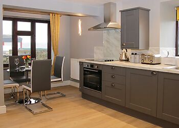 Alders View Coach House