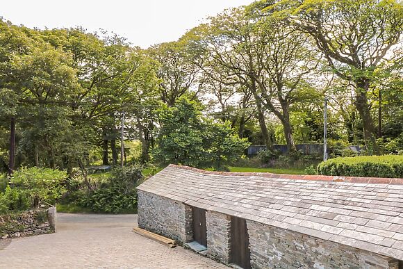Manor House Barn