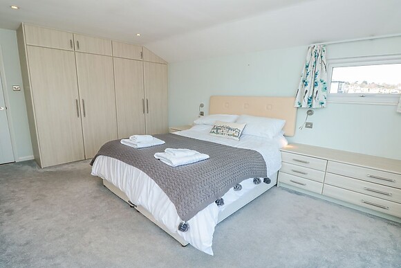 Estuary View (house & Annexe)