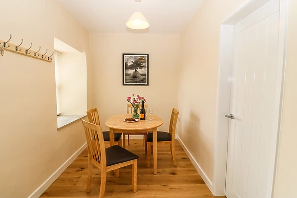 Onnen at Tyddyn Sianel