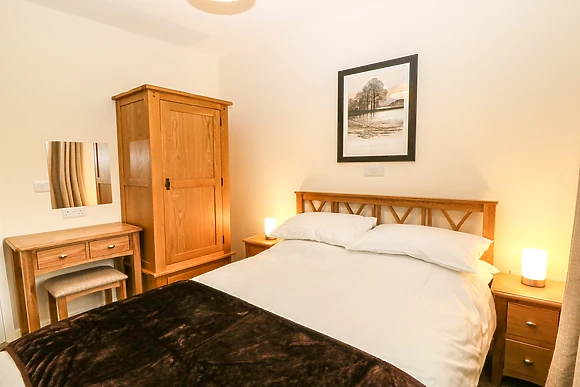 Onnen at Tyddyn Sianel