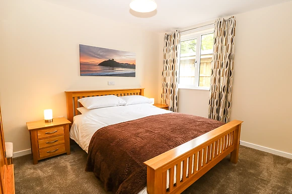 Onnen at Tyddyn Sianel