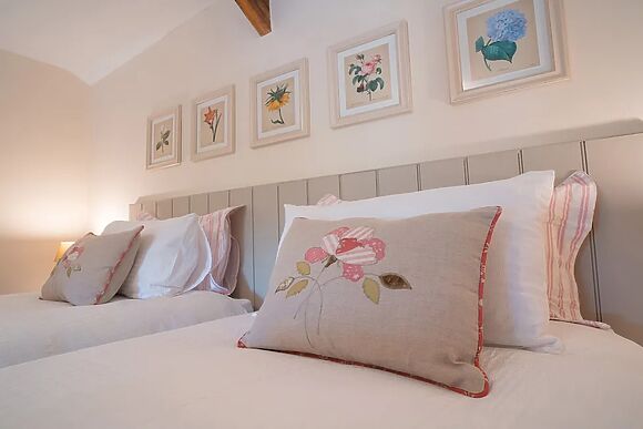 May Blossom Barn
