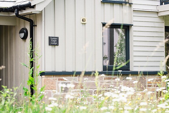 Golden Eagle Lodge