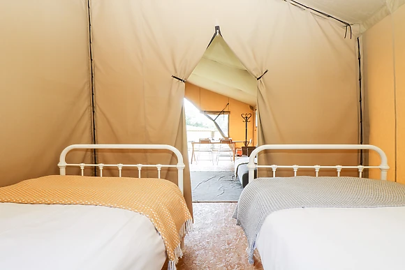 Bumble @ Stars & Embers Glamping