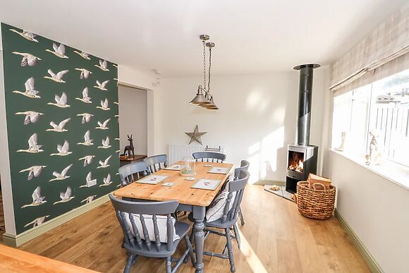 Giggling Goose Cottage