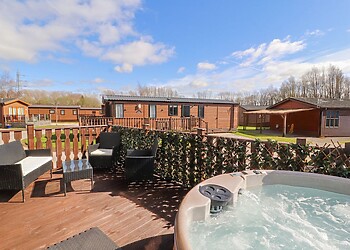 Duckling Lodge