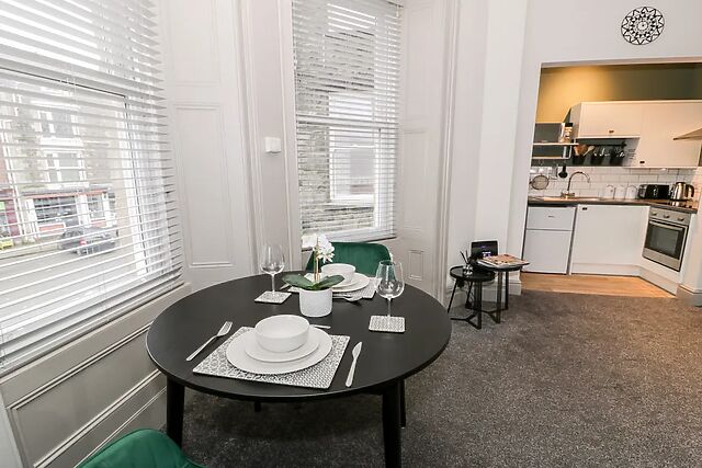 Emerald Suite