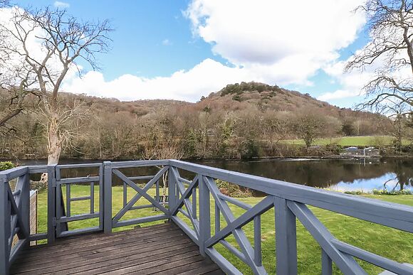 Riverside Retreat