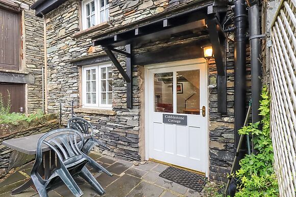 Cobblestone Cottage