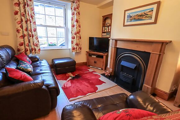 Tizzie Whizie Cottage