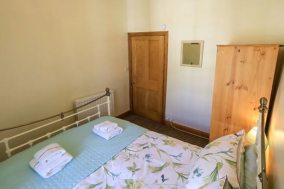 Tizzie Whizie Cottage