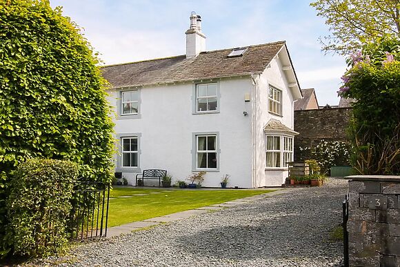 Crow Cottage